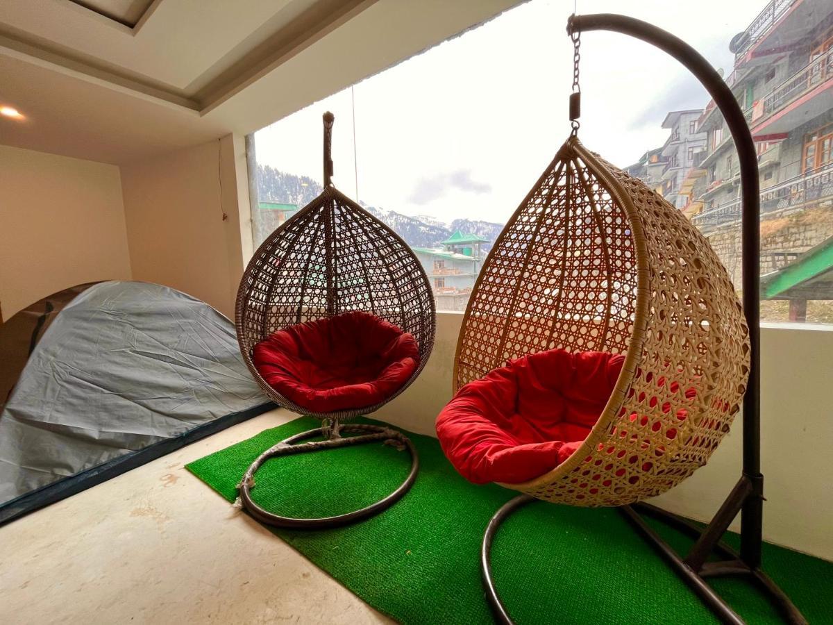 Hostel Backyard-Near Mall Road Manali Esterno foto